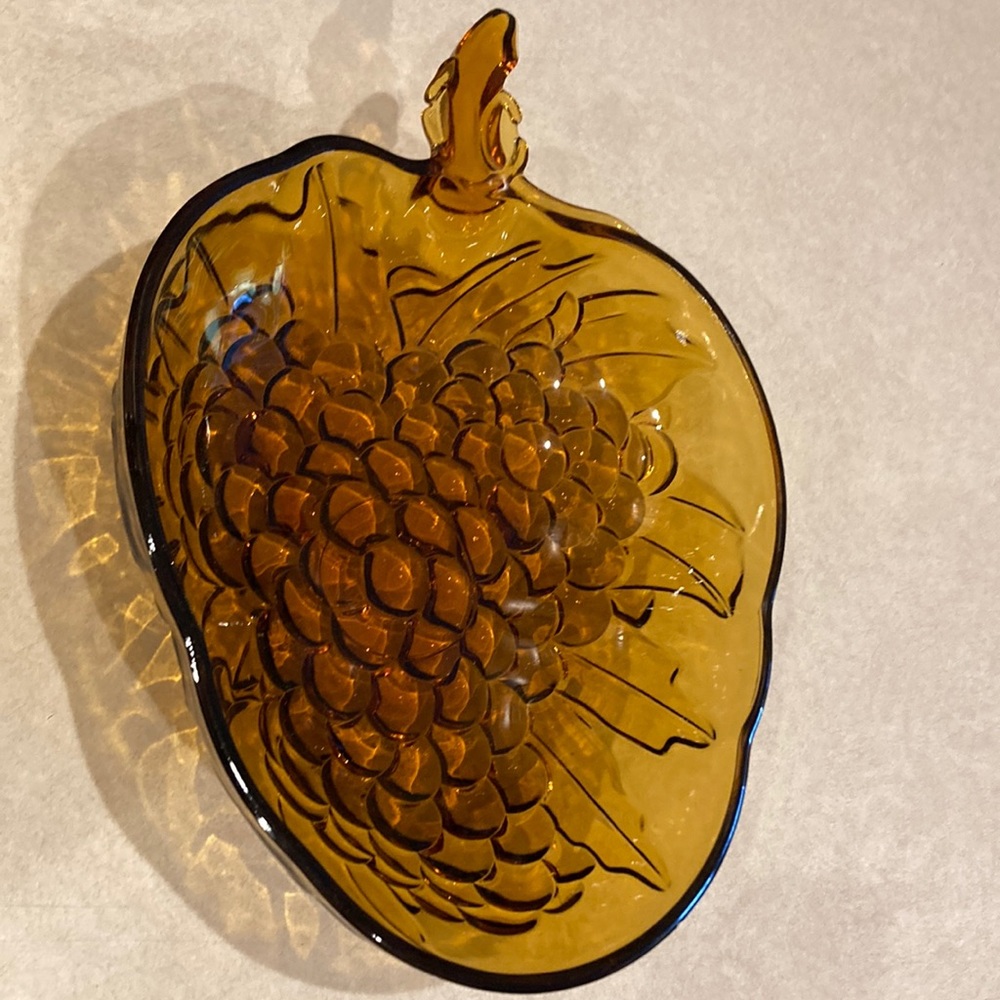 Indiana glass golden Amber grape bowl. Rare find.
